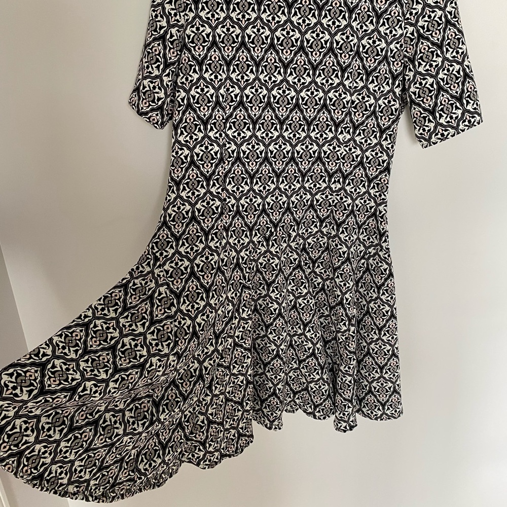 H&M | Patterned dress - Picture 4 of 10